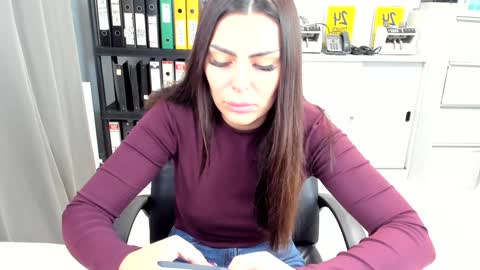 Snapshot of sassytiff chatting on November 18, 1:48 pm sassytiff online show from November 18, 1:48 pm