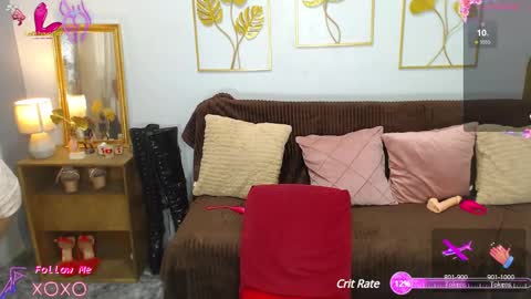 Snapshot of satiable_sashax chatting on January 12, 10:22 pm Sasha online show from January 12, 10:22 pm