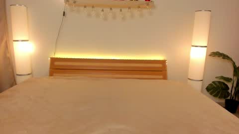 Sati online show from December 1, 11:47 pm