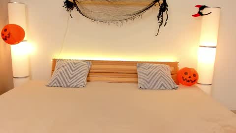 Sati online show from October 16, 11:06 pm