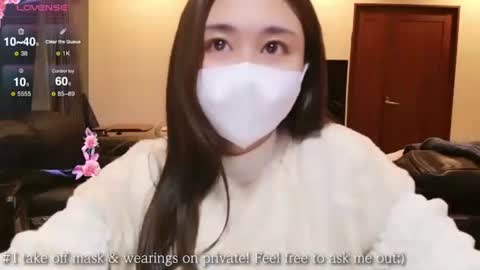 Snapshot of satomi_japan chatting on February 14, 9:13 am CEO Satomi -Japan- online show from February 14, 9:13 am