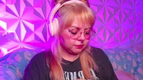 Gina George online show from September 27, 12:26 am