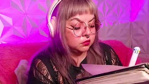 Gina George online show from November 13, 4:11 am