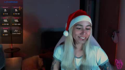 I AM JENN  online show from December 15, 9:53 pm