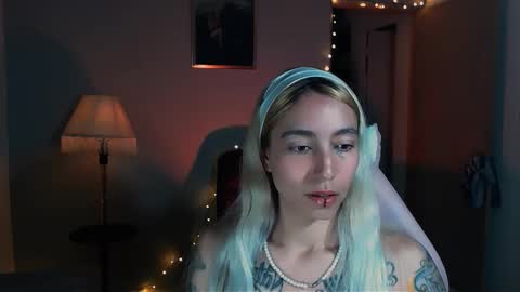 I AM JENN  online show from January 31, 3:52 am