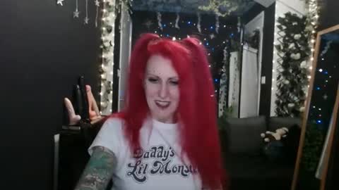 Snapshot of saucysky chatting on January 23, 9:39 pm SaucySky online show from January 23, 9:39 pm