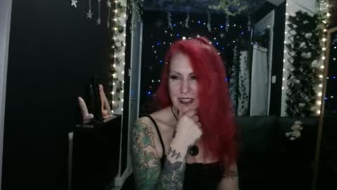 Snapshot of saucysky chatting on February 4, 9:31 pm SaucySky online show from February 4, 9:31 pm