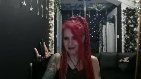 Snapshot of saucysky chatting on February 19, 10:31 pm SaucySky online show from February 19, 10:31 pm