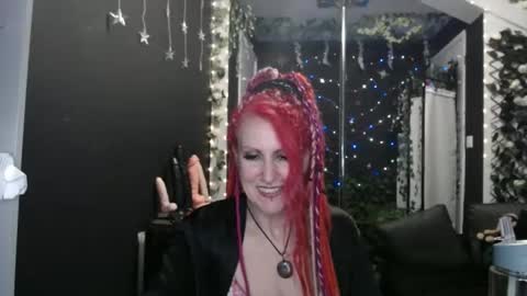 Snapshot of saucysky chatting on March 9, 2:29 am SaucySky online show from March 9, 2:29 am