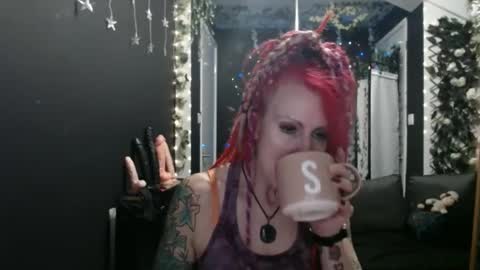 Snapshot of saucysky chatting on March 12, 10:39 pm SaucySky online show from March 12, 10:39 pm