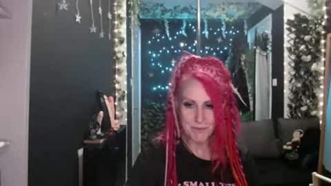 Snapshot of saucysky chatting on September 23, 10:46 pm SaucySky online show from September 23, 10:46 pm