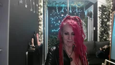 Snapshot of saucysky chatting on September 30, 8:36 pm SaucySky online show from September 30, 8:36 pm