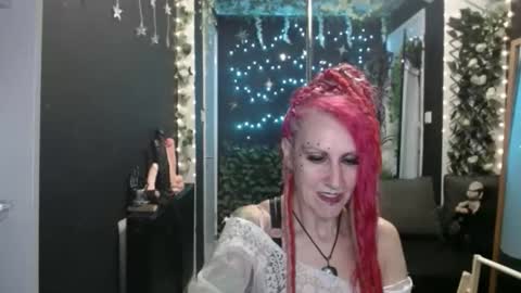 Snapshot of saucysky chatting on October 3, 7:55 pm SaucySky online show from October 3, 7:55 pm