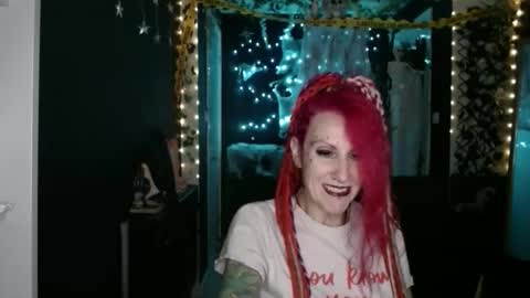 Snapshot of saucysky chatting on October 11, 8:29 pm SaucySky online show from October 11, 8:29 pm