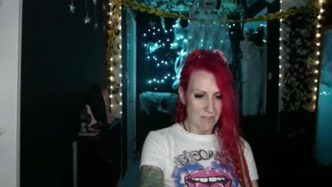 Snapshot of saucysky chatting on October 13, 8:53 pm SaucySky online show from October 13, 8:53 pm