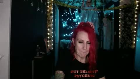 Snapshot of saucysky chatting on October 14, 9:15 pm SaucySky online show from October 14, 9:15 pm