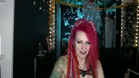 Snapshot of saucysky chatting on October 15, 9:26 pm SaucySky online show from October 15, 9:26 pm