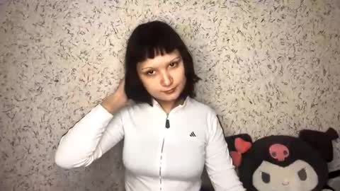 Elly online show from December 1, 9:14 am