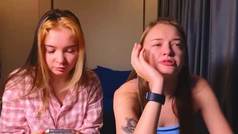 LUNA and ANNA    online show from January 8, 5:37 pm