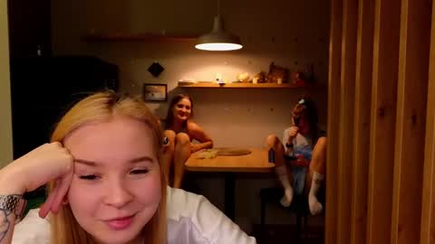 LUNA and ANNA    online show from February 12, 5:16 pm