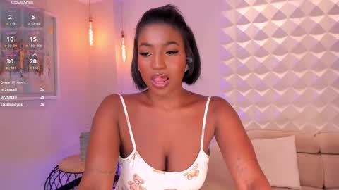 Snapshot of savannahstorm_ chatting on February 24, 10:36 pm S a v a n n a h online show from February 24, 10:36 pm