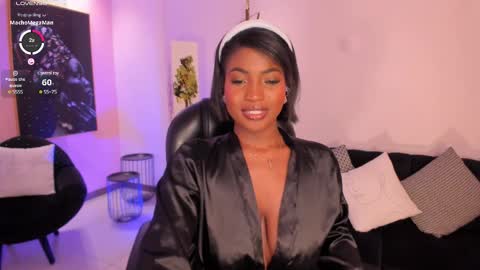 Snapshot of savannahstorm_ chatting on March 7, 6:54 pm S a v a n n a h online show from March 7, 6:54 pm