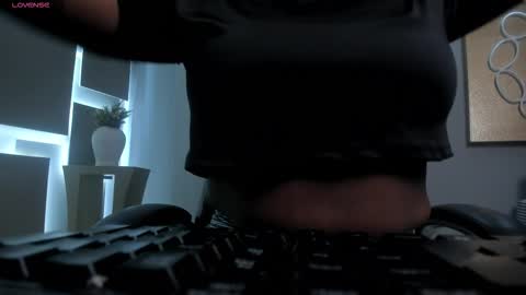 Snapshot of savannahstorm_ chatting on September 29, 12:10 pm S a v a n n a h online show from September 29, 12:10 pm