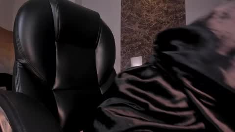 Snapshot of savannahstorm_ chatting on October 10, 11:09 am S a v a n n a h online show from October 10, 11:09 am