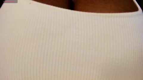 Snapshot of savannahstorm_ chatting on October 14, 11:55 am S a v a n n a h online show from October 14, 11:55 am