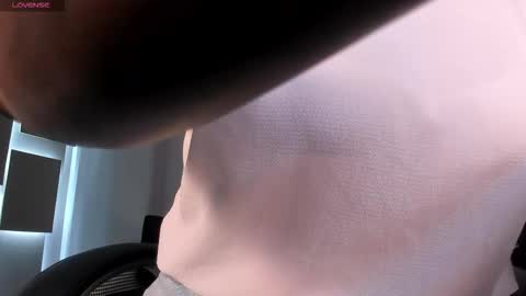 Snapshot of savannahstorm_ chatting on November 6, 1:12 pm S a v a n n a h online show from November 6, 1:12 pm