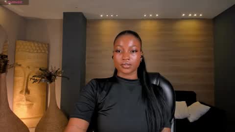 Snapshot of savannahstorm_ chatting on November 20, 12:05 pm S a v a n n a h online show from November 20, 12:05 pm