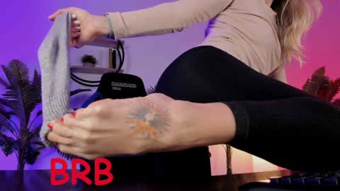 save the qween online show from January 20, 8:41 am