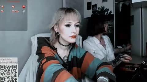 pronoun she. name Mary. age 21. online show from September 15, 2:33 am