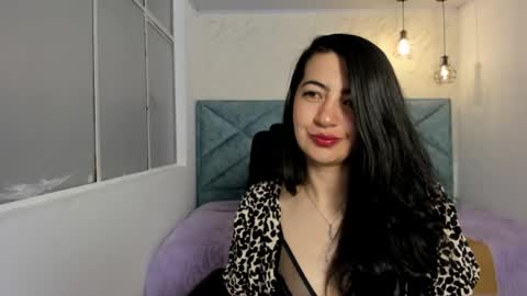 Saya Amaretto  online show from October 5, 5:28 am