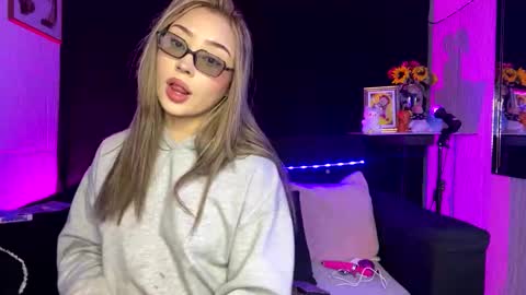 sayko999 online show from November 11, 2:44 am