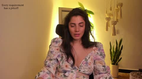 Venus online show from December 13, 5:43 pm