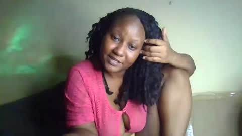 scarlet_25142359 online show from October 22, 12:11 am