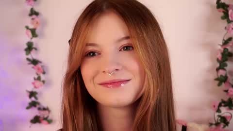 scarlet_fever10 online show from October 3, 9:17 am