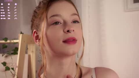 scarlet_fever10 online show from November 14, 1:32 pm