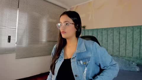 Scarlet  online show from February 21, 12:50 pm