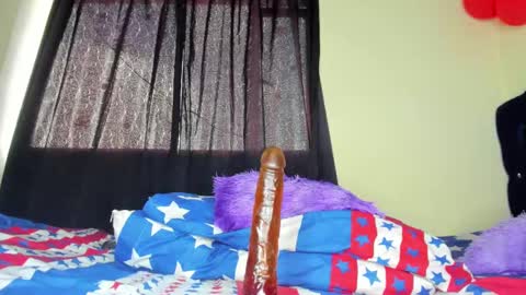 scarlet_tommy online show from February 19, 9:36 pm