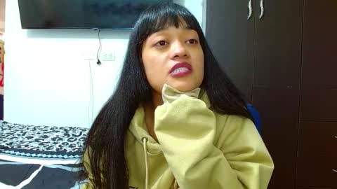 ScarletandRyan28 online show from January 4, 1:10 pm