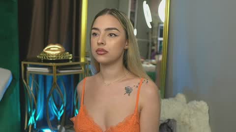 Scarlet online show from January 22, 2:59 am