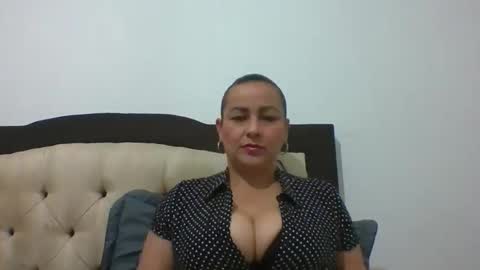 scarletglow1 online show from November 9, 2:10 am