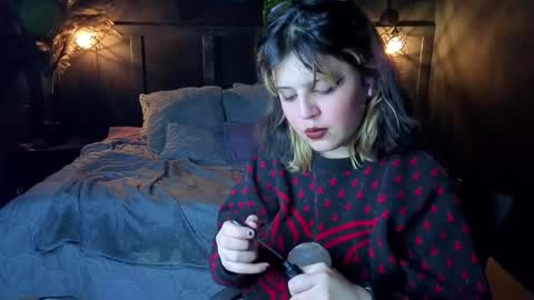 SCARLETH online show from September 18, 1:40 am