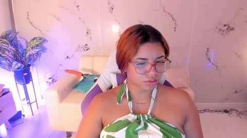 scarlett_enjoy1 online show from September 19, 12:39 pm