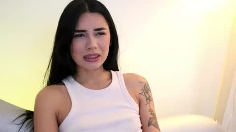 Snapshot of scarlett_keller7 chatting on October 23, 8:40 pm Lauren Scarlett online show from October 23, 8:40 pm