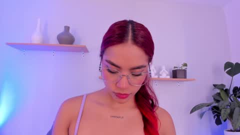 Snapshot of scarlett_morgan_ chatting on February 5, 7:20 pm Scarlett Morgan online show from February 5, 7:20 pm