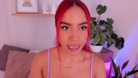 Snapshot of scarlett_morgan_ chatting on February 5, 11:17 pm Scarlett Morgan online show from February 5, 11:17 pm