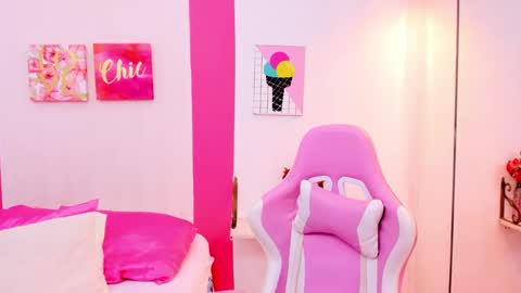 Scarlette  online show from December 30, 4:40 pm